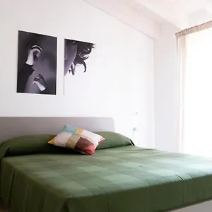 regi-apartments.hotelinveneto.com/